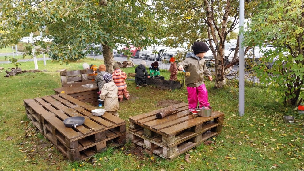 Skýjaborg auglýsir eftir leikskólakennara