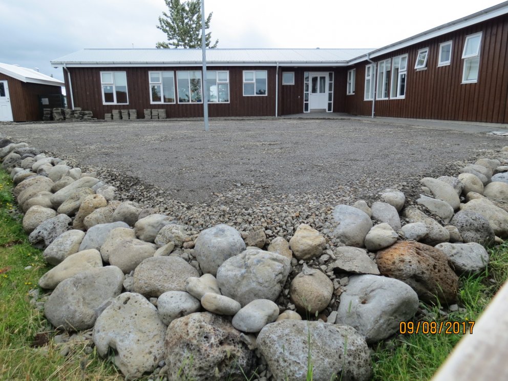 Leikskólinn hafinn og framkvæmdir á baklóð