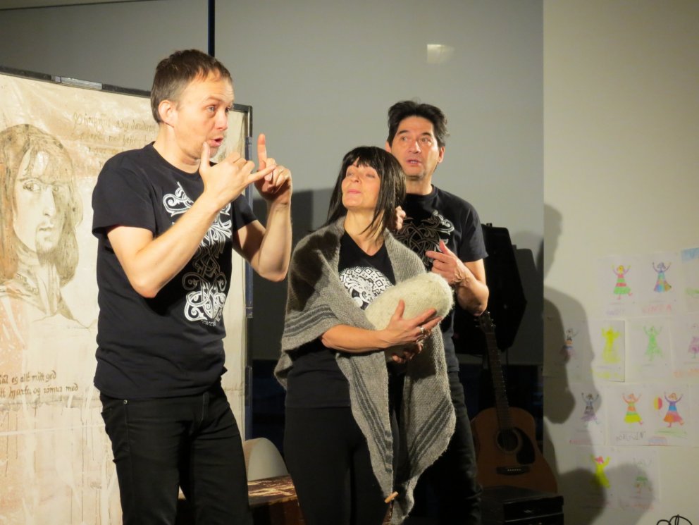 Leiksýning í Heiðarskóla