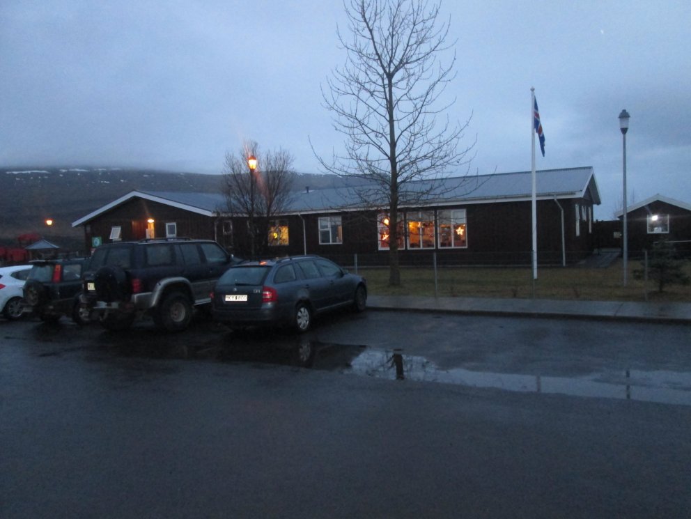 Við eigum afmæli í dag....