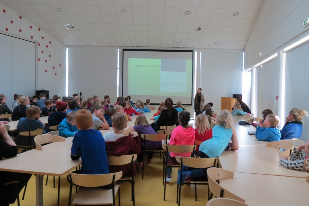 Blár dagur í dag í Heiðarskóla