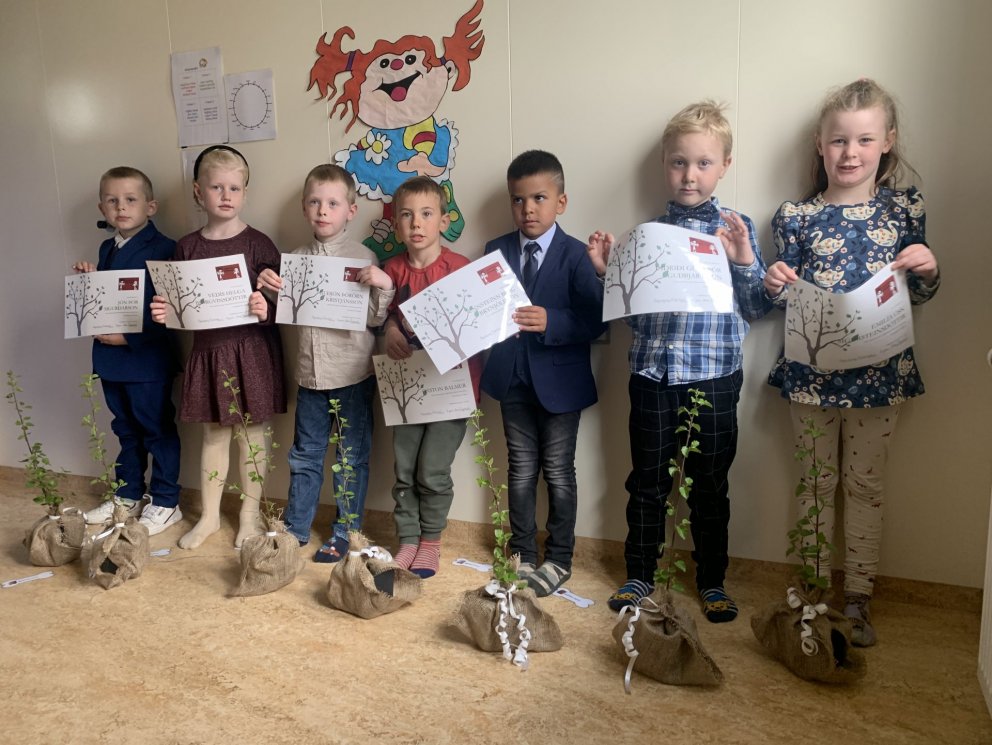 Útskrift og vorhátíð í Skýjaborg