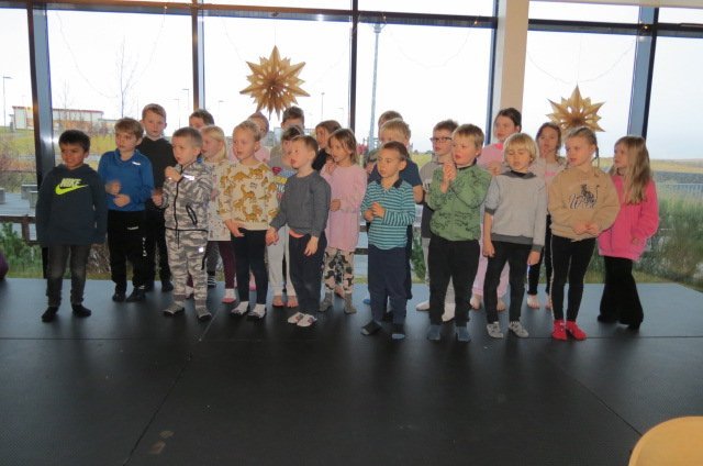 Samsöngsæfing á sviði