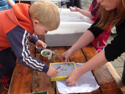 Pappírsgerð í leikskólanum