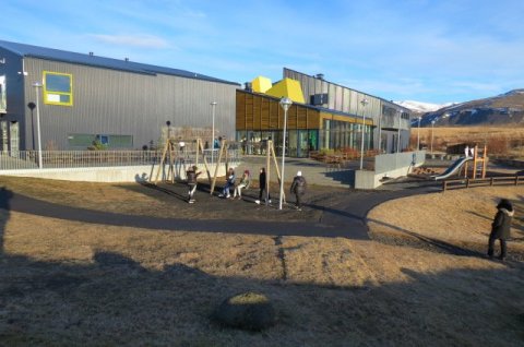 Bingó - fatamarkaður - vöfflusala