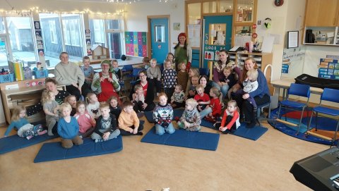 Jólaleikþáttur í boði foreldrafélagsins