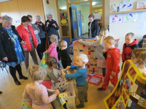 Skraddaralýs með gjöf