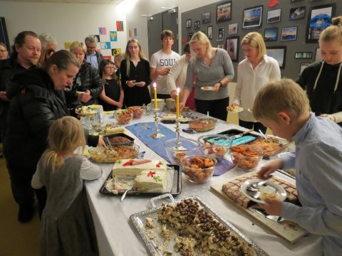 Páskaleyfi og myndir frá Árshátíð