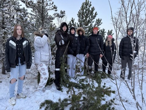 10. bekkur í Álfholtsskógi